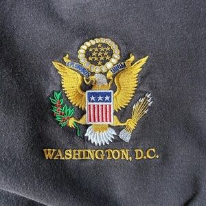 Vintage Washington. D.C. Emblem Crew Neck Black/ Medium.